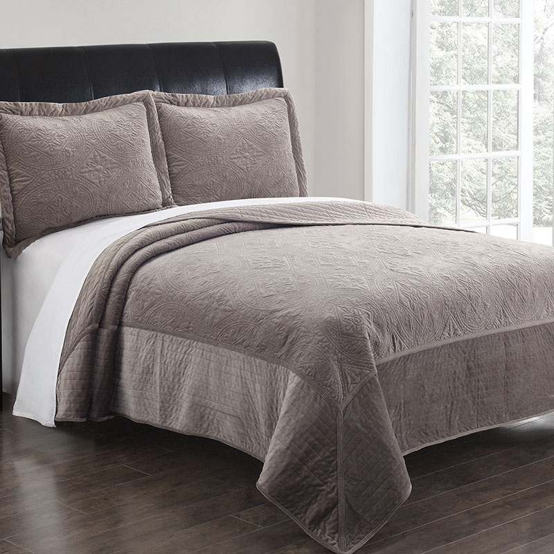Hvad er virkningen af ​​flanneltæpper af mikrofiber på statisk elektricitet?